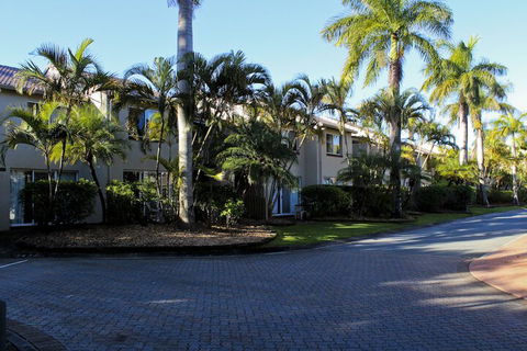 Oaks Sunshine Coast Oasis Resort - Kawana Tourism 1