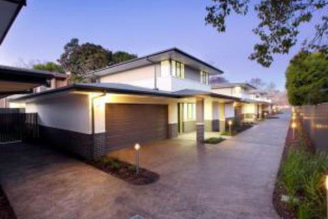 Abode Apartments Albury - Kawana Tourism 0