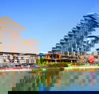 Darwin Waterfront Apartments - Kawana Tourism