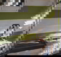 Beach Huts Middleton - Kawana Tourism