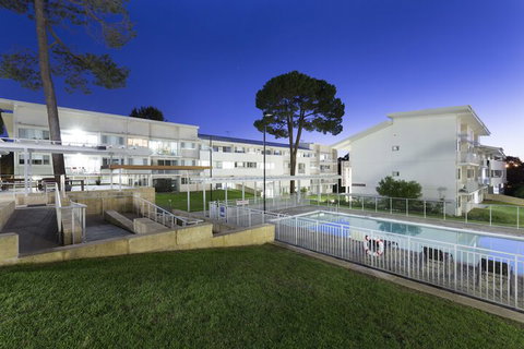 Murdoch University Village - Kawana Tourism 2