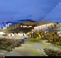 The Coast Motel - Kawana Tourism