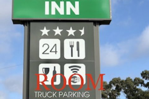 Golfview Motor Inn - Kawana Tourism 0