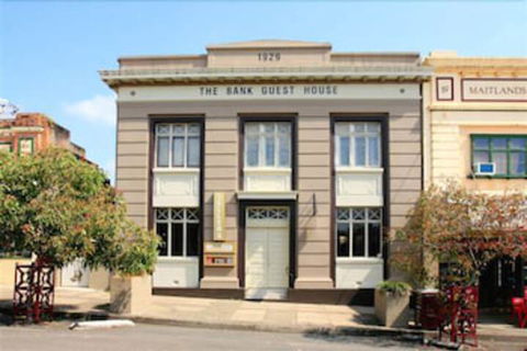 The Bank Guesthouse - Kawana Tourism 1
