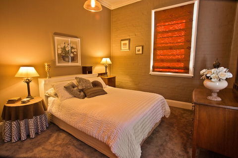 Willowgate Hall Luxury Hosted B & B - Kawana Tourism 6