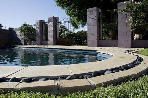 Willowgate Hall Luxury Hosted B & B - Kawana Tourism 2