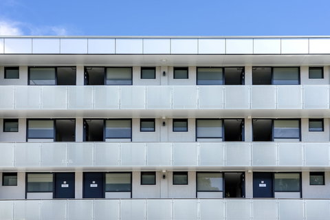 The Mid Pacific - Kawana Tourism 0