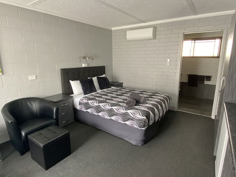 Mariner Motel - Kawana Tourism 2