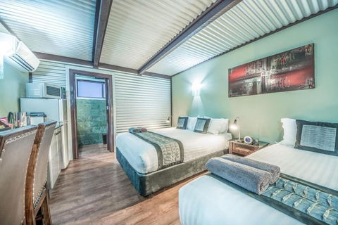 Orbost Motel - Kawana Tourism 0