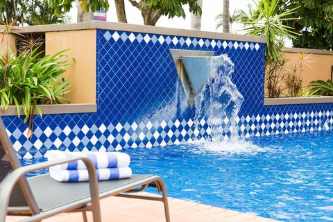 Mackay Resort Motel - Kawana Tourism 3