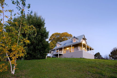 Della Fonte - Kawana Tourism 1