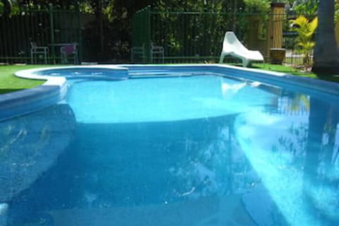 Paravista Motel - Kawana Tourism 1