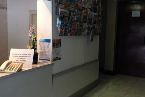 Paravista Motel - Kawana Tourism 7