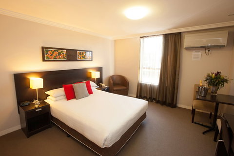 Wine Country Motor Inn - Kawana Tourism 5
