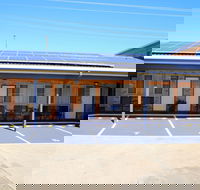 Squatters Homestead Motel - Kawana Tourism