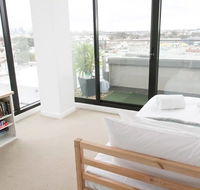 Modern 2 Bedroom Apartment in Melbournes Northcote - Kawana Tourism