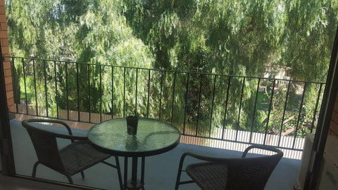 Delprat Terrace Apartments - Kawana Tourism 0