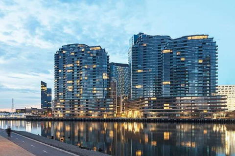 JC Waterfront Apartments On Collins - Kawana Tourism 3