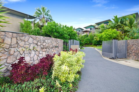 Yacht Club Villa 33-Serenity-Ocean Views With Golf Buggy - Kawana Tourism 1