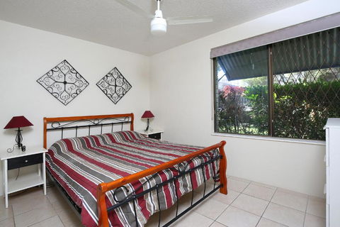 Levuka Unit 4 14 Moreton Pde. Kings Beach - Kawana Tourism 3
