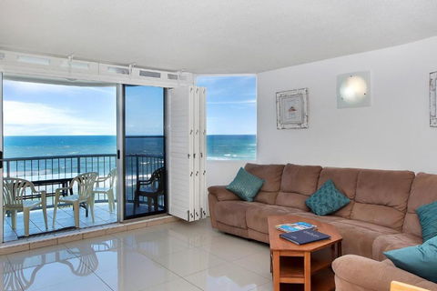 Monterey Lodge Unit 10 27 Warne Terrace. Kings Beach - Kawana Tourism 5