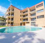Golden Shores Unit 3 21 Landsborough Parade - Kawana Tourism