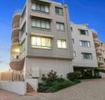 Deepwater Cove Unit 1 68 Lower Gay Tce Bulcock Beach - Kawana Tourism