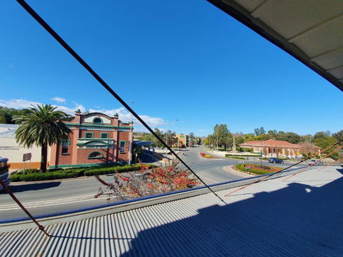 The Royal Hotel - Kawana Tourism 5
