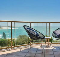 Ocean Front Moffat Beach Private Rooftop Terrace Walk to cafes restaurants - Kawana Tourism