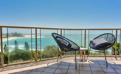 Ocean Front Moffat Beach Private Rooftop Terrace Walk To Cafes Restaurants - Kawana Tourism 0