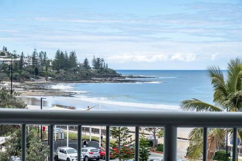 Top Floor Kings Beach Views With Private Rooftop Terrace With Spa Bath - Kawana Tourism 5