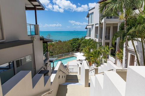 UNIT 35 Whitsundays - Kawana Tourism 6