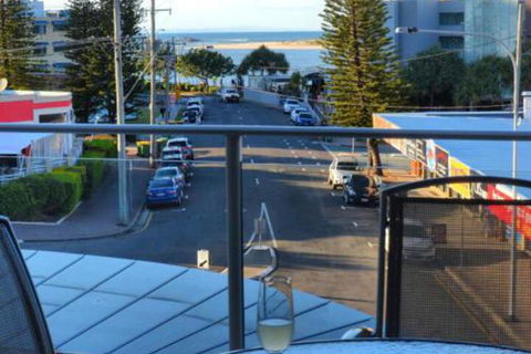 U309 Ocean Views Resort Owner Managed - Kawana Tourism 3