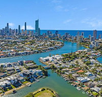 The Savoy Beach House - Kawana Tourism