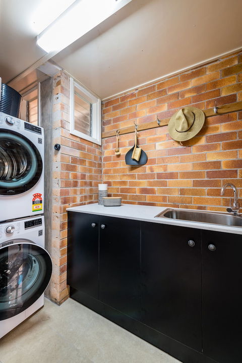 Hedge House- Luxury Space Style Location - Kawana Tourism 2