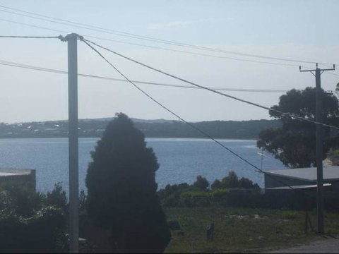 St Helens On The Bay Apartments - Kawana Tourism 3
