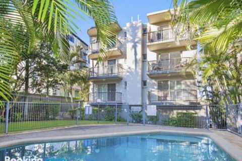 Unit 3 Emerald Shores Shipping Lane Views! - Kawana Tourism 4