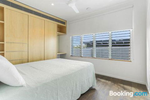 Ultimate Beachfront Living Sunshine Beach - Kawana Tourism 0