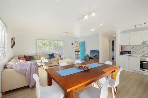 Seabreeze Retreat - Kawana Tourism 0