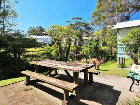 Cottage 3 Hyams Beach Seaside Cottages - Kawana Tourism 1