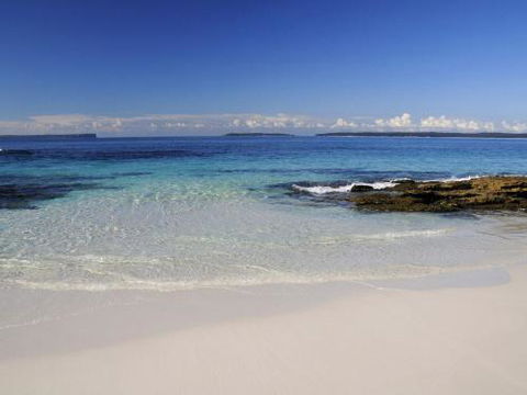 Cottage 7 Hyams Beach Seaside Cottages - Kawana Tourism 1