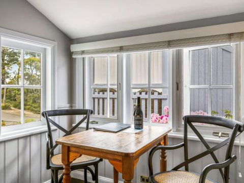 Cottage 2 Hyams Beach Seaside Cottages - Kawana Tourism 1