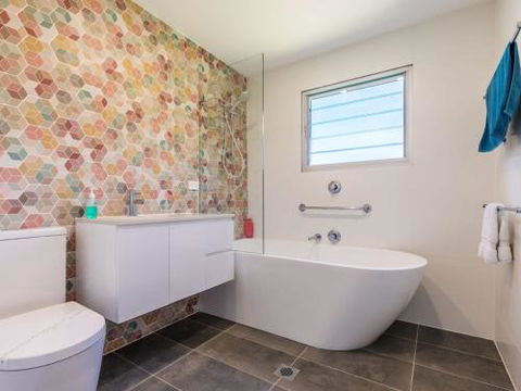 Unwind At Hyams Beach 4pm Check Out Sundays - Kawana Tourism 6