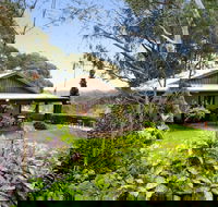 Italian Hill Garden Villa - Kawana Tourism