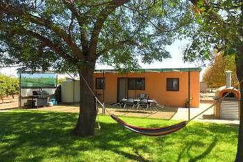 The Pickers Hut - Kawana Tourism 0