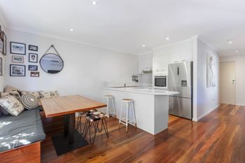 Roomerang At Binya Avenue - Kawana Tourism 4