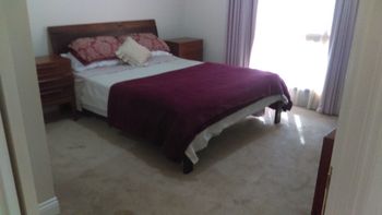 Deloraine Comfort - Kawana Tourism 5