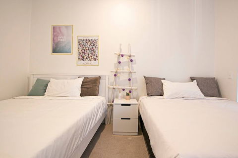 F03-darling Harbour 1 BDR APT - Kawana Tourism 2