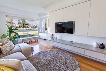 Serene Marinafront 3BR Retreat - Kawana Tourism 0