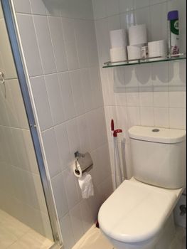 V Apartment - Kawana Tourism 5